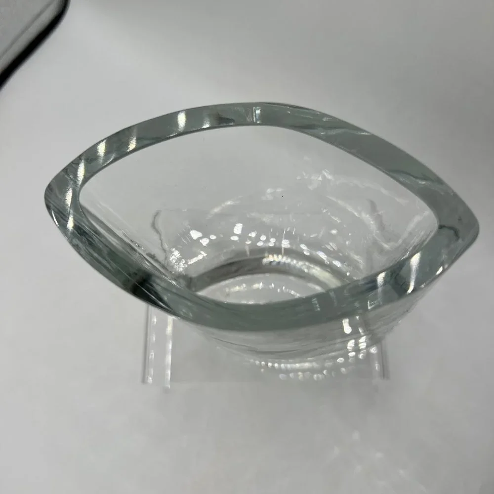 SMALANDSHYTTAN JOSEF SCHOTT Crystal Etched Vase ~ Heavy Art Glass Oval Vase with